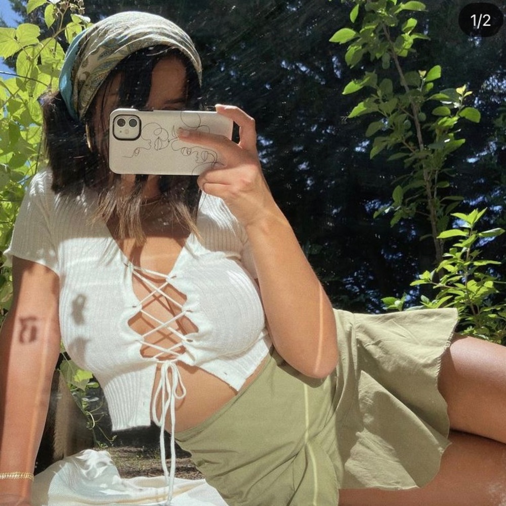 PrettyLittleThing Cream Lace Up Front Knitted Tee